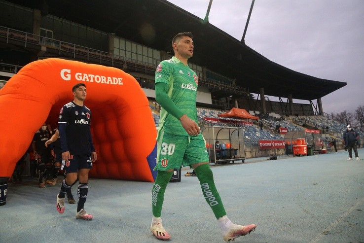 Cristóbal Campos es hoy el titular de la U | Foto: Agencia Uno 