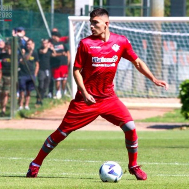 Johan Vásquez debuta en Cremonese con una aplastante goleada