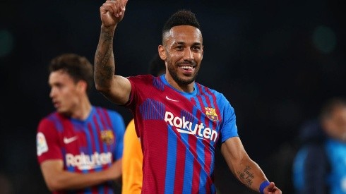 Aubameyang en festejo con Barcelona, la temporada anterior.