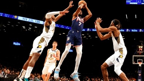 Kevin Durant enfrentando con Brooklyn Nets a Indiana Pacers