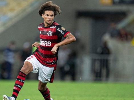 "Estou na história"; Arão publica 'carta de despedida' ao Flamengo