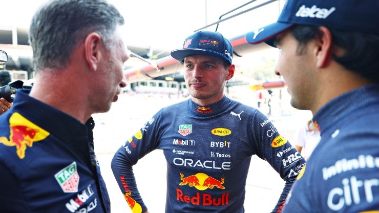El equipo Red Bull calienta motores para otro Gran Premio.