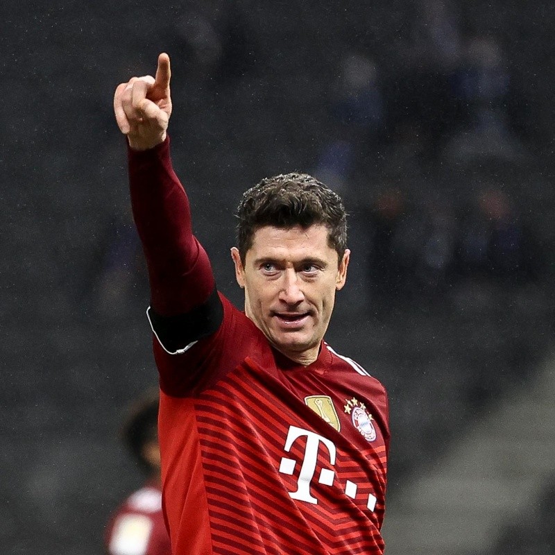 Após acordo com o Barcelona, Lewandowski usa as redes sociais para se despedir do Bayern