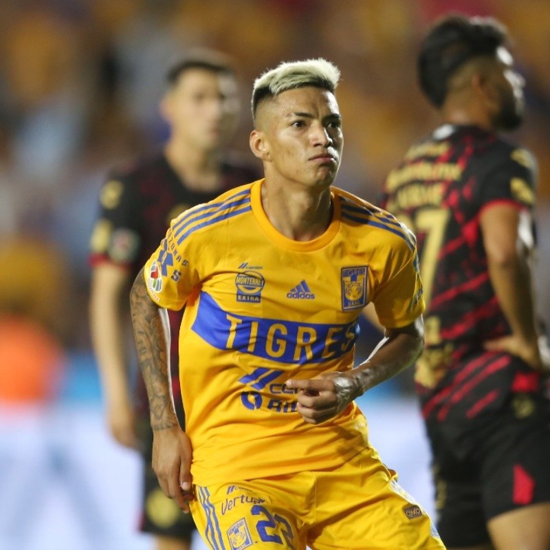 Tigres no juega bien, pero vence a Xolos