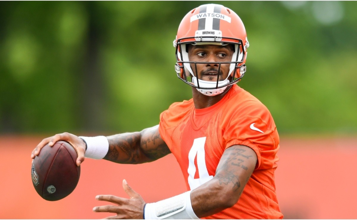 Jacoby Brissett can hold fort for Browns during Deshaun Watson's suspension