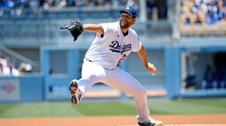 Clayton Kershaw #22 of the Los Angeles Dodgers throws against the San Diego Padres during the first inning at Dodger Stadium on July 3, 2022 in Los Angeles, California. (Photo by Kevork Djansezian/Getty Images)
