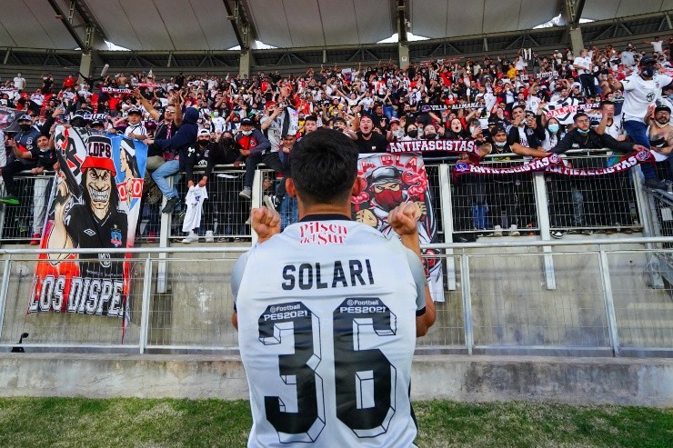 Pablo Solari tuvo una gran conexión con el hincha de Colo Colo | Foto: Guillermo Salazar 