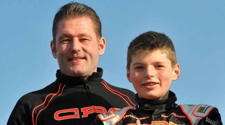 Jos Verstappen junto a Max de niño. (sfcriga.com)