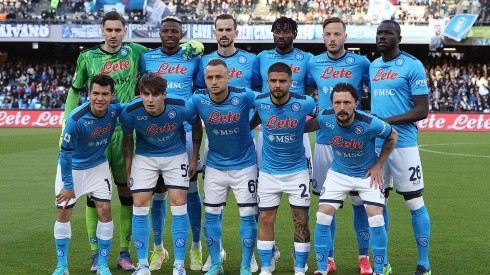 Napoli en partido de la temporada 2021/2022.