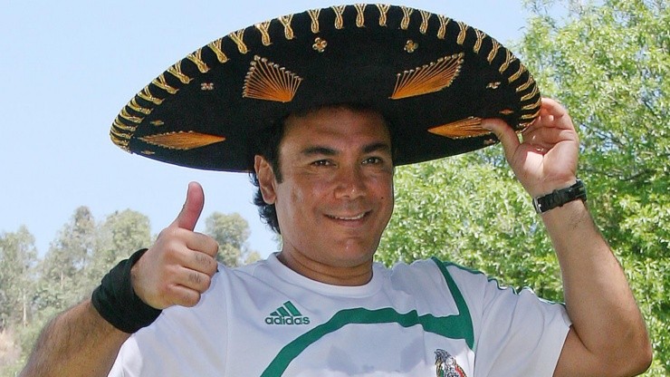 Hugo Sánchez en 2007 como director técnico de la selección mexicana.