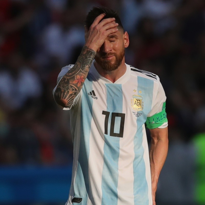 خالدز on X: 4k  Lionel #Messi wearing the new #Argentina away shirt for  the 2022 World Cup in #Qatar. 