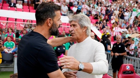 Van Nistelrooy se reencuentra con Pellegrini quien lo inspiró como DT.