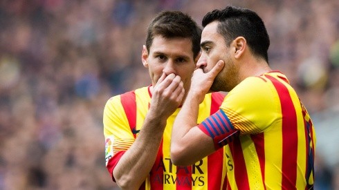 Lionel Messi y Xavi Hernández como compañeros en Barcelona.