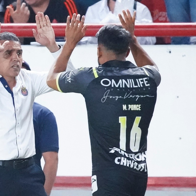 Miguel Ponce considera que el arbitraje ha perjudicado a Chivas