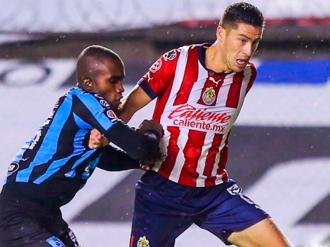 Ormeño tildado de 'villano' en su debut con Chivas: provocó un penal