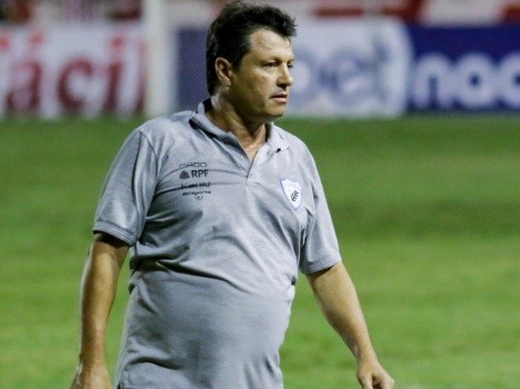 Adílson Batista dá aval e Londrina libera dois jogadores para disputar a Série C