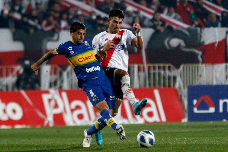 Everton no tuvo piedad ante Curicó | Foto: Agencia Uno 