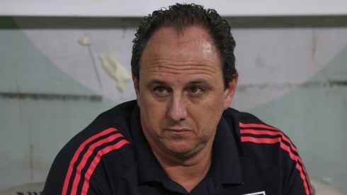 Marcello Zambrana/AGIF/ "Clube terá que fazer suas análises"; Ceni deixa em aberto renovação de titular do São Paulo.