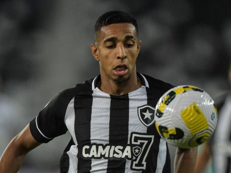 Victor Sá desfalcará o Botafogo por utilizar substância que pode dar positivo no antidoping