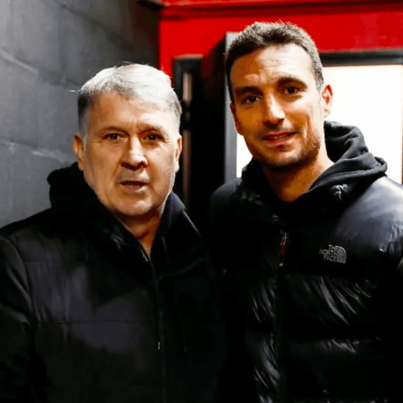 Scaloni reveló de qué hablo con el Tata Martino en su encuentro en Argentina