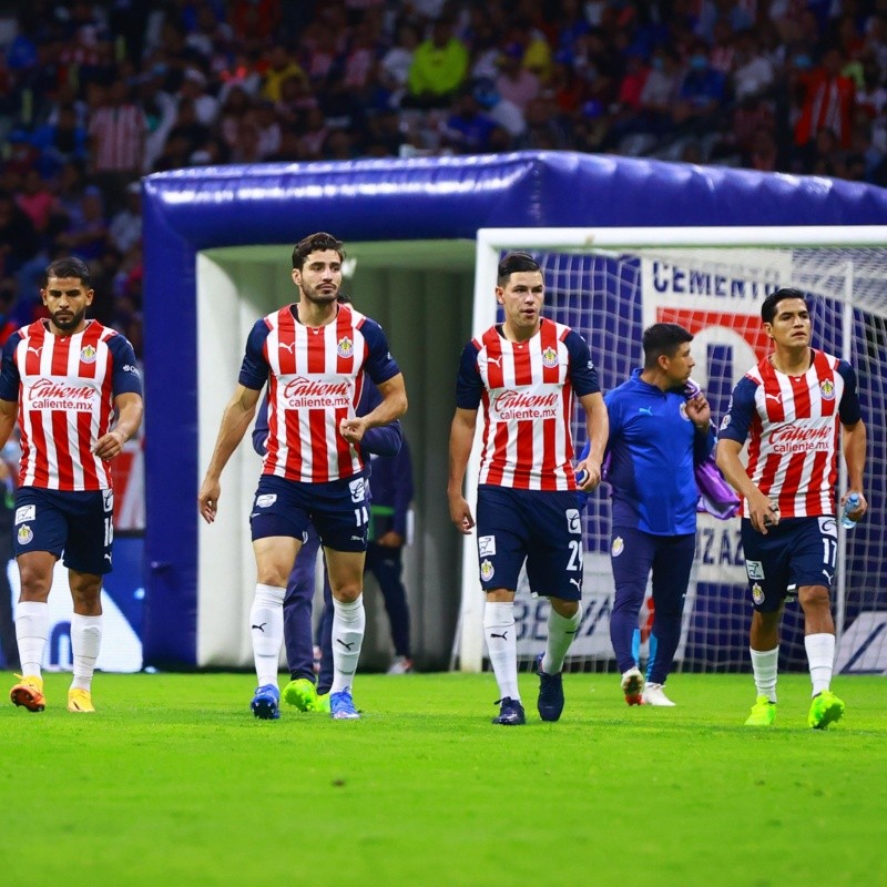 Figura de Chivas será baja para el clásico tapatío y varios partidos más