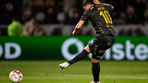 VIDEO | ¡Se volvió loco! Mauro Zárate hizo un gol y se lo fue a gritar en la cara a un plateista de Platense