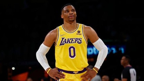 Westbrook continua cotado para ser trocado dos Lakers