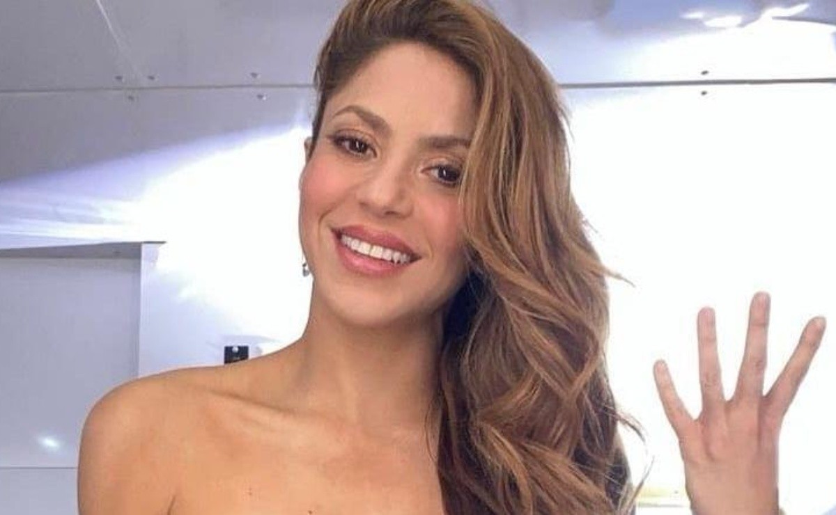 El sitio web dice que Shakira planea mudarse a Estados Unidos después de un divorcio y problemas fiscales en España.