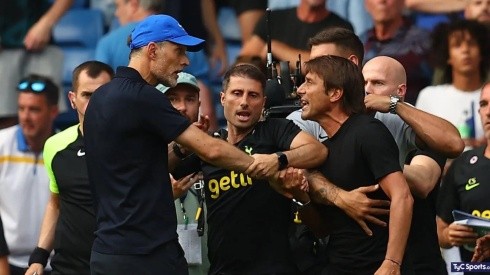 Thomas Tuchel y Antonio Conte en el choque del domingo.