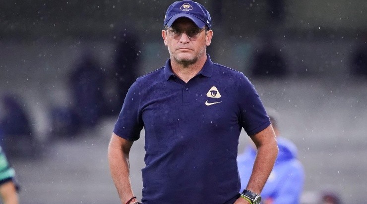 Ciudad de Mexico, 13 de agosto de 2022. Andres Lillini, Director Tecnico , durante el partido de la jornada 8 del torneo Apertura 2022 de la Liga BBVA MX, entre los Pumas de la UNAM y las Águilas del America, celebrado en el estadio Olímpico Universitario. Foto: Imago7/ Rafael Vadillo