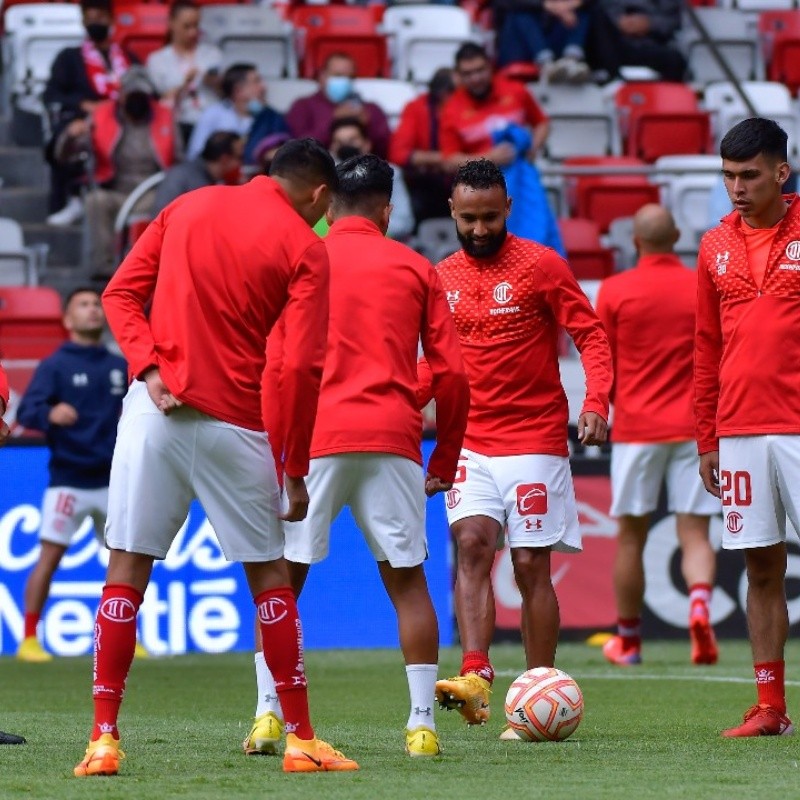 Nacho Ambriz y una lesión que preocupa a Toluca