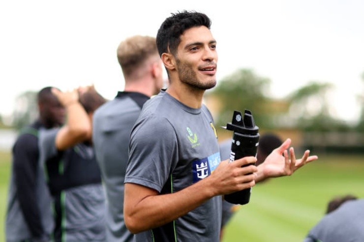 WOLVERHAMPTON, ENGLAND - AUGUST 18: Raul Jimenez of Wolverhampton Wanderers looks on during a Wolverhampton Wanderers Training Session at The Sir Jack Hayward Training Ground on August 18, 2022 in Wolverhampton, England. (Photo by Jack Thomas - WWFC/Wolves via Getty Images)