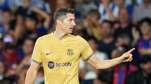 Lewandowski anotó un doblete para Barcelona.