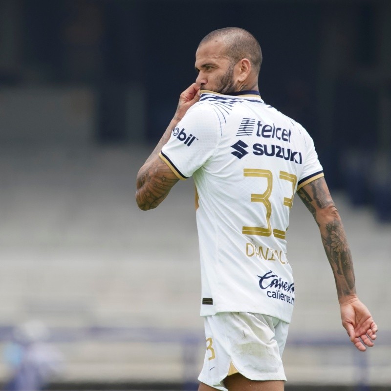 Pumas UNAM: Andrés Lillini defiende a Dani Alves tras los abucheos recibidos