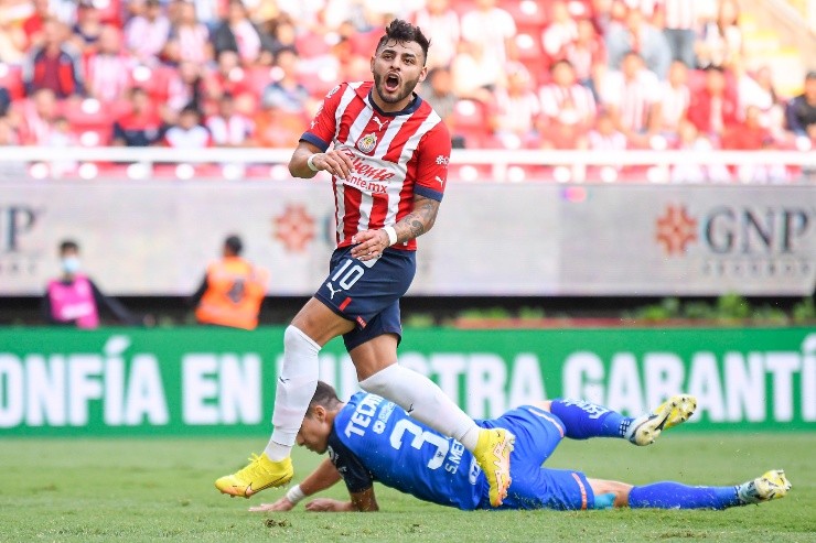Zapopan, Jalisco, 23 de agosto de 2022. Alexis Vega, durante el partido de la jornada 16 del torneo Apertura 2022 de la Liga BBVA MX, entre las Chivas Rayadas del Guadalajara y los Rayados de Monterrey, celebrado en el estadio Akron. Foto: Imago7/ Lorena Barba