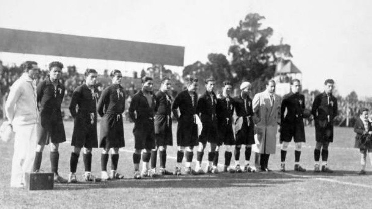 Alineación de México para el primer partido de los Mundiales, en Uruguay 1930 contra Francia.