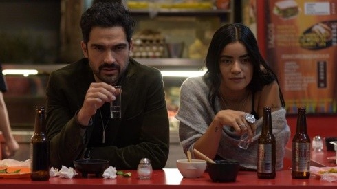 Alfonso Herrera y Paulina Gaitán, protagonistas de Me casé con un idiota (Foto: Videocine)