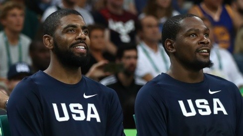 Kyrie Irving y Kevin Durant.