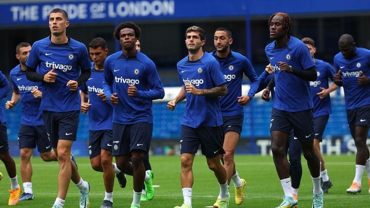 Chelsea en entrenamiento en Stanford Bridge.