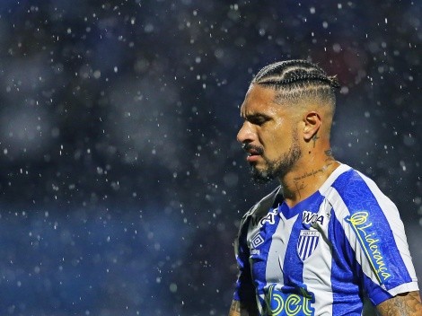 Paolo Guerrero erró clara ocasión de gol, y Avaí perdió ante Coritiba