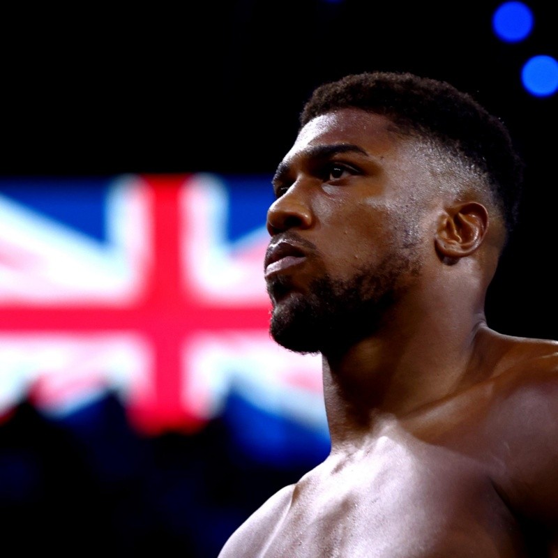 Anthony Joshua mudaría de país como primer paso para reconstruir su carrera