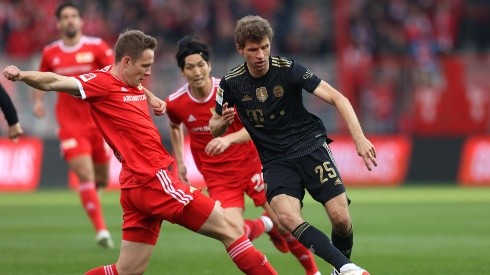 Bayern Múnich y Unión Berlín se enfrentan por la punta de la Bundesliga.