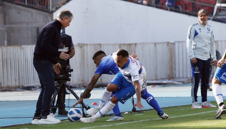 Ariel Holan Universidad Católica