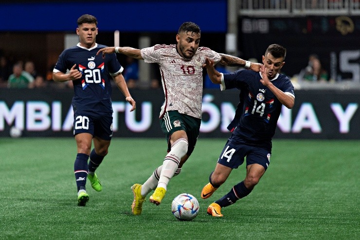 Alexis Vega en acción ante Paraguay. Créditos: Imago7