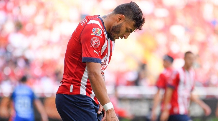 Zapopan, Jalisco, 23 de agosto de 2022. Alexis Vega, durante el partido de la jornada 16 del torneo Apertura 2022 de la Liga BBVA MX, entre las Chivas Rayadas del Guadalajara y los Rayados de Monterrey, celebrado en el estadio Akron. Foto: Imago7/ Lorena Barba