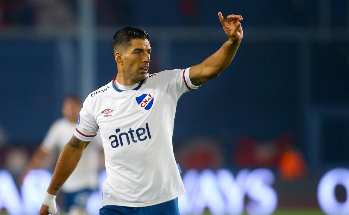 Nacional Se Quedó Con El Clásico Ante Peñarol Y Luis Suárez Aportó Un