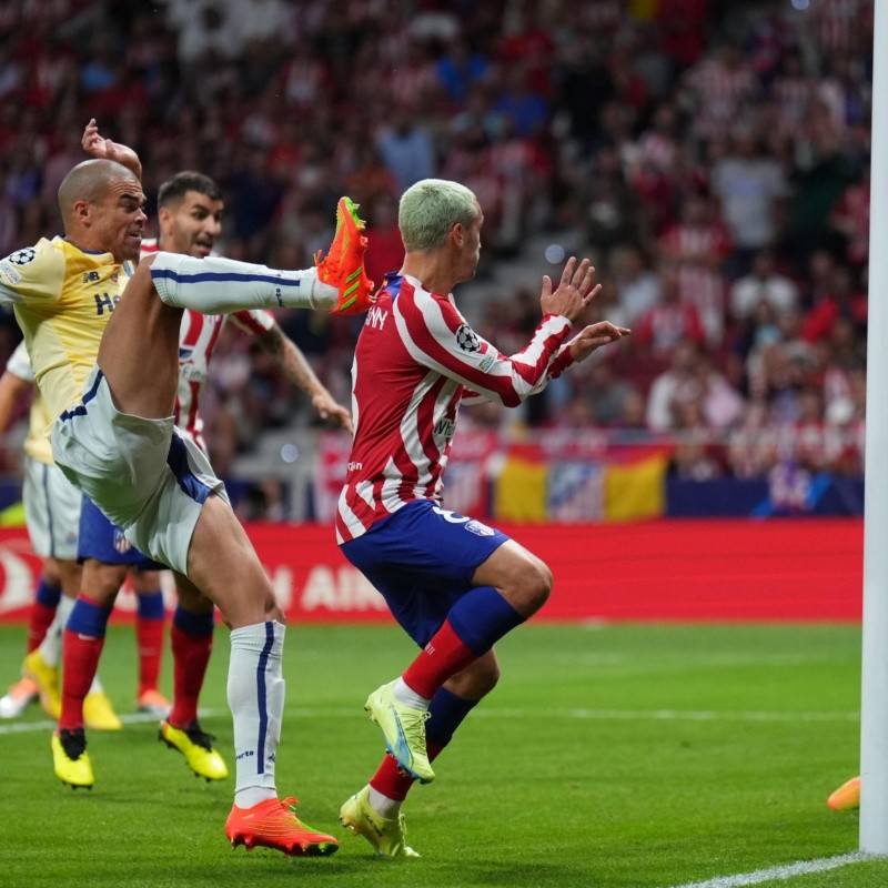 Griezmann se vistió de héroe para darle el triunfo agónico a Atlético de Madrid