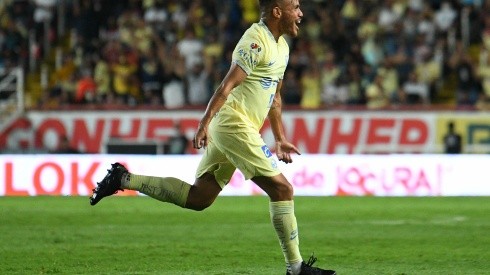 Jonathan Dos Santos marcó su primer gol en el Apertura 2022.
