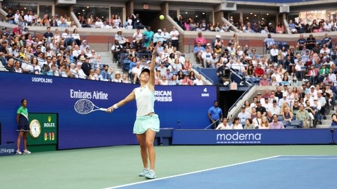Iga Swiatek serves against Ons Jabeur during their US Open Women’s Singles Final