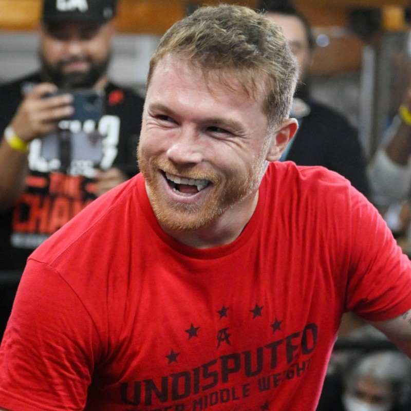 "Se fueron cinco libras": El increíble video de Canelo Álvarez, listo para la trilogía